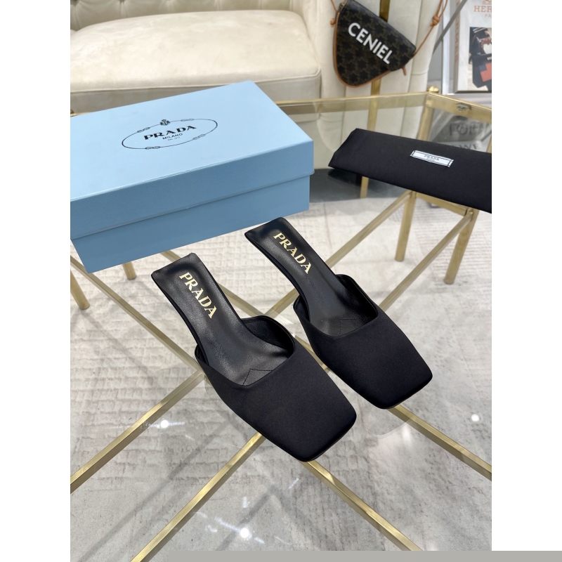 Pra*a high heels